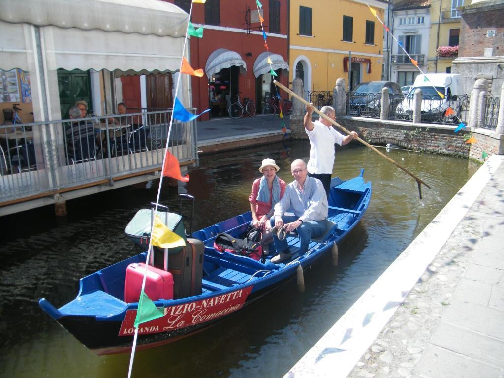 Locanda La Comacina Hotel Comacchio Exterior photo