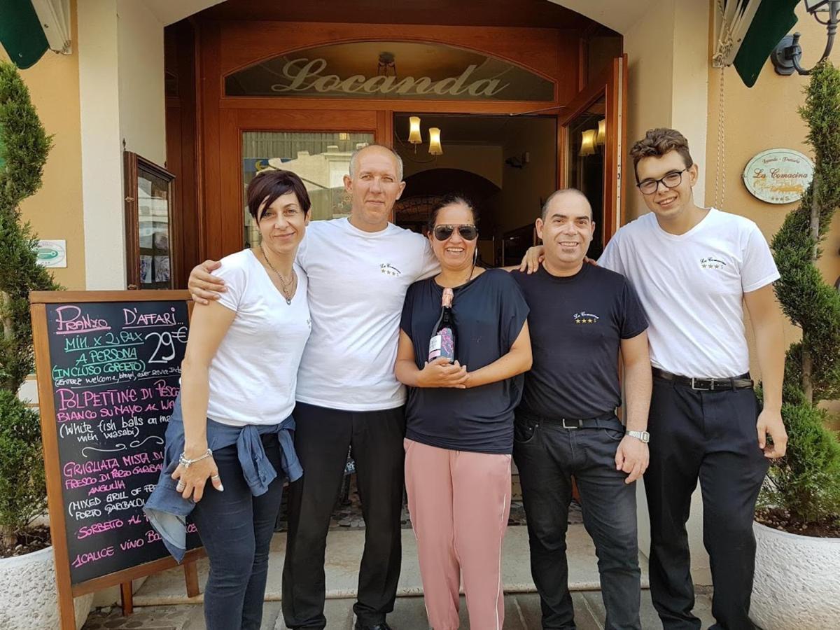 Locanda La Comacina Hotel Comacchio Exterior photo